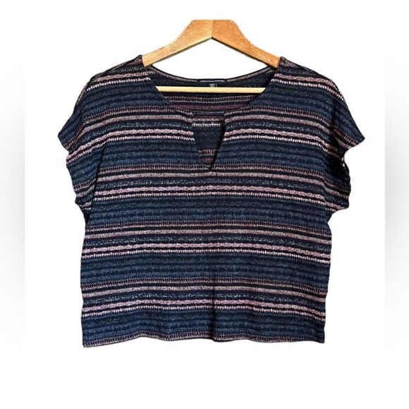 3 for $30! American eagle short sleeve knit top - Picture 1 of 10